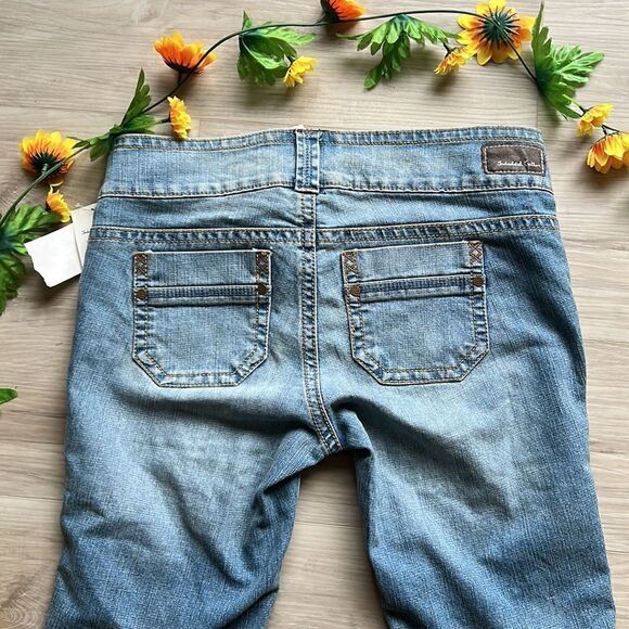 NWT Industrial Cotton Light Wash Capris Jeans Cropped Size 9 - Picture 5 of 7